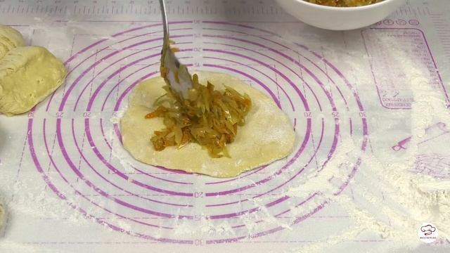 Вкусные, румяные пирожки с капустой в духовке смотреть онлайн