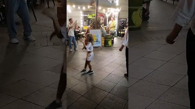 ... смотреть онлайн