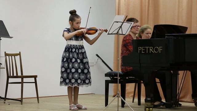 Nine–year-old Violinist - ZUS Pardubice 2016