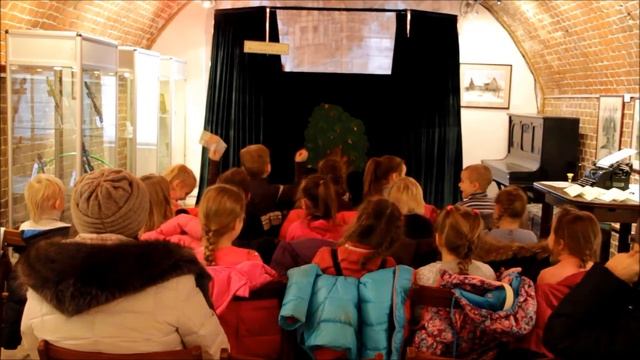 Спектакль "Кёнигтур с котенком Мурр" (фрагменты, театр кукол музея "Фридландские ворота") смотреть онлайн