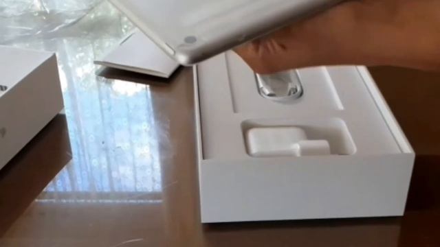 #unboxingiPadmini4 언박싱 아이패드 미니 4 ( unboxing ipad mini 4 128GB ) 영상입니다. 이 영상은 광고가 아닙니다 смотреть онлайн