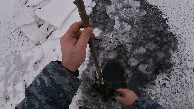На рыбалку с рыбой - это хорошая примета ! \ Часть 1 \ 04.12.20 \ Есть 1-е ведро рыбы смотреть онлайн