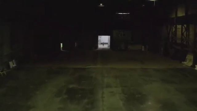 • №1261M (часть 4). Съемочный павильон 3000 м2. Длина 105 м, ширина 28 м (!), высота потолков 13 м. смотреть онлайн