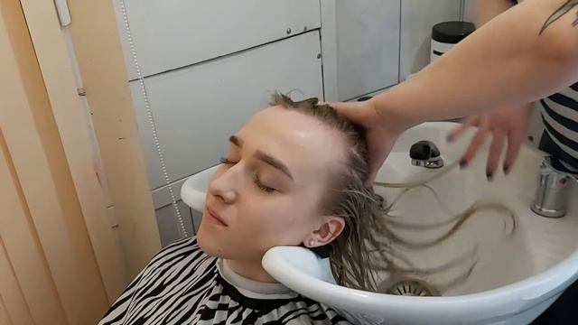 Простой массаж кожи головы смотреть онлайн