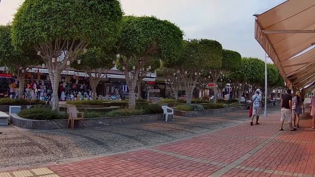 Турция.Ganita Holiday Village.Прогулка по Конаклы.Торговый центр.Большая мечеть. смотреть онлайн
