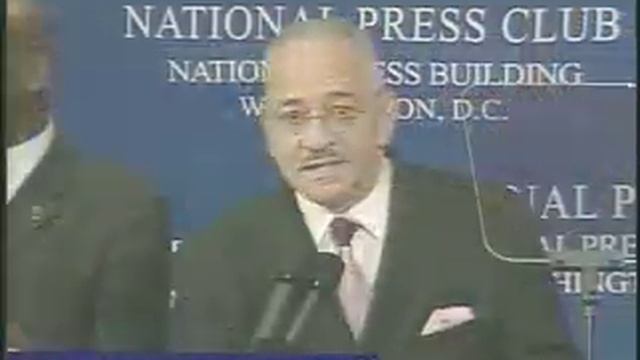Reverend Wright Defends His Remarks смотреть онлайн