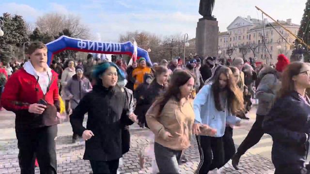 В Астрахани 1 января 2022 года РУССКАЯ ПРОБЕЖКА за здоровый образ жизни смотреть онлайн