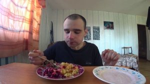 МУКБАНГАСМР САЛАТ-СВЕКЛА с ЛУКОМКАРТОШКА ЖАРЕНАЯ с МАЙОНЕЗОМКАПУСТА ТУШЕНАЯ EATINGASMRMukbang#149