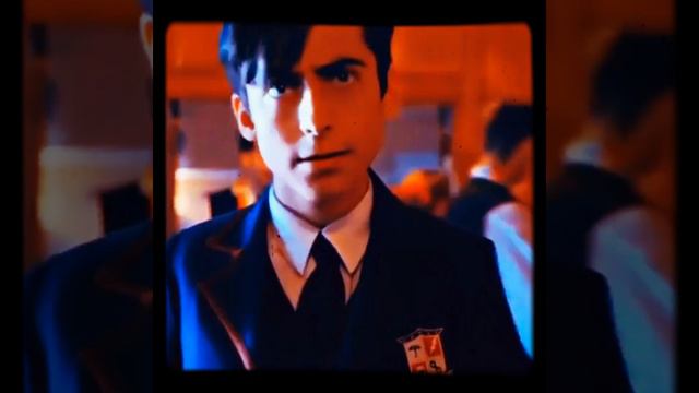 Шип (Карла и Пятый )🙈❤️ Академия Амбрелла Элита смотреть онлайн