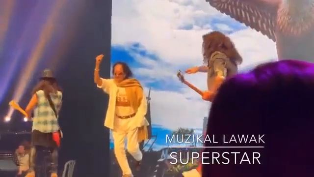 Lawak muzikal superstar JBORN paling superstar memang lawak смотреть онлайн
