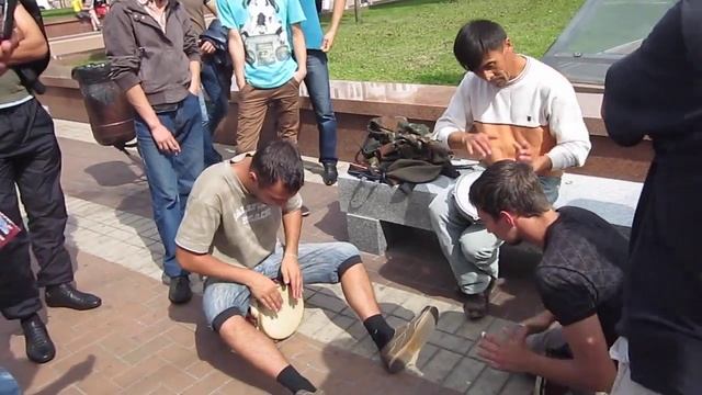 Калининград Площадь Победы Азиатские барабанщики смотреть онлайн