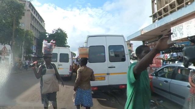 FACES, SIGHT & SOUNDS of an African Market TRADERS смотреть онлайн