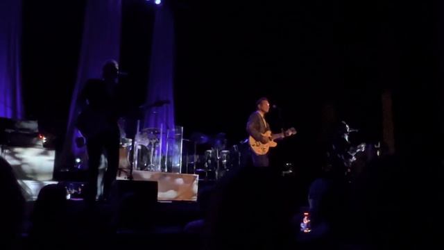 Chris Isaak sings Wicked Game at Atlanta Symphony Hall August 18, 2022 смотреть онлайн