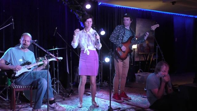 Владимир Кожекин и "Станция Мир" - That's Alright Mama (Elvis Presley) @ Клуб А.Козлова 10.06.2015 смотреть онлайн