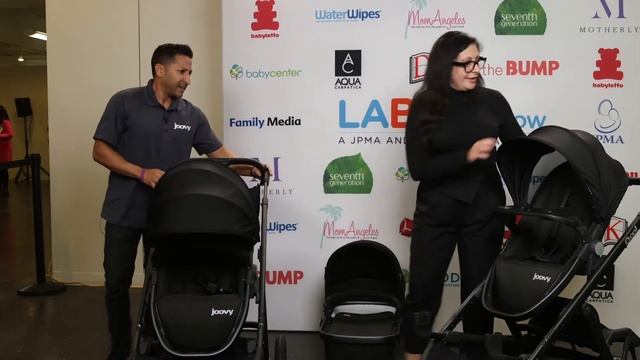 Naza Holliman of Sweet P and Sky & Tony Manis of Joovy Review the Brand New Joovy Qool Stroller смотреть онлайн