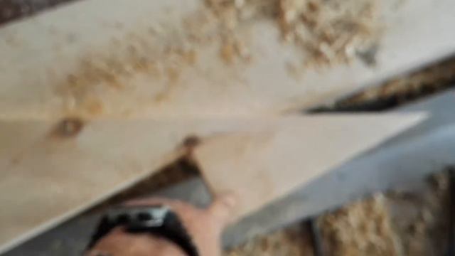 Дни 118-121. Деревянная лестница на второй этаж своими руками. Часть 1. смотреть онлайн