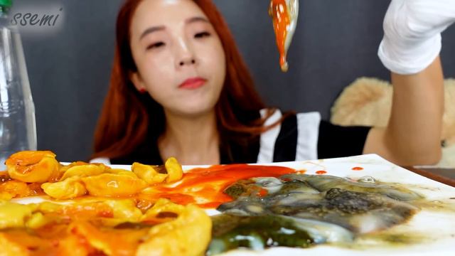 [Mukbang]🌊제철통영 깐멍게,자연산 활해삼 먹방😋 SEA SQUIRT, SPOON WORM, SEA CUCUMBER, RAW Seafood ASMR | 쎄미 смотреть онлайн
