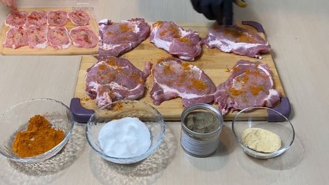 Рецепт на проверку: "Просто КОРОЛЕВСКИЙ рецепт! Потрясающее Блюдо На НОВЫЙ ГОД от @simplefoodrecipe смотреть онлайн