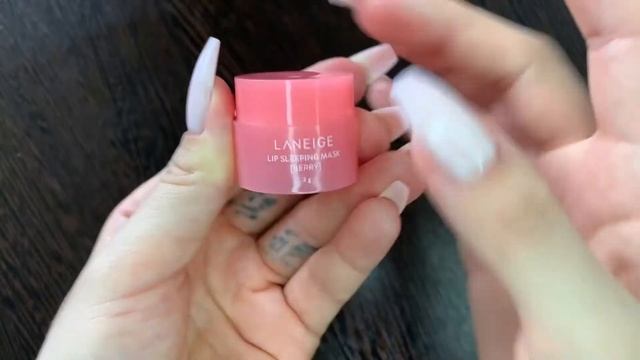 Подделка на маску для губ Laneige Lip Sleeping Mask смотреть онлайн
