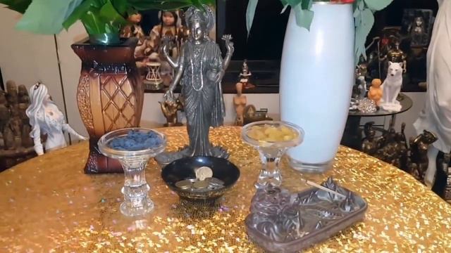 ОБРАЩЕНИЕ К ШРИ-ЛАКШМИ МАТА ДЛЯ ВСЕХ. ведьмина изба смотреть онлайн