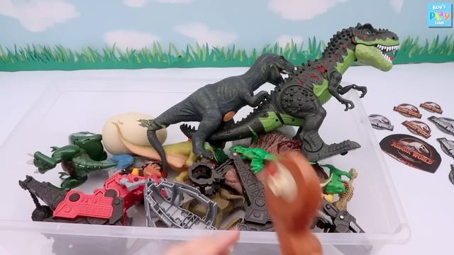 50 Tyrannosaurus Dinosaur Box - Jurassic World, Walking Dino, Anatomy Set смотреть онлайн