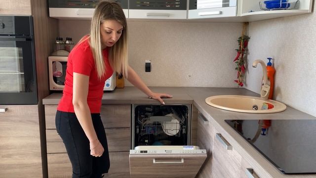 Обзор техники. Встраиваемая посудомоечная машина 45 см Hotpoint Ariston LSTF 7M019 C RU смотреть онлайн