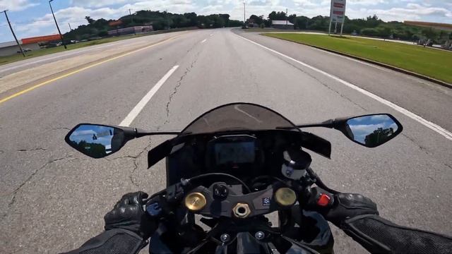New! 2023 Suzuki GSX-R 1000 - First Ride смотреть онлайн