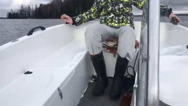 Кайман 400 производства Антал под мотором 9,9 (15) в троем смотреть онлайн