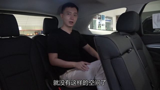 实拍车：全系2.0T 轴距2863mm 30万预算买中大型SUV别只看汉兰达 смотреть онлайн