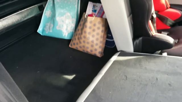 How to fold seat in Audi Q3 смотреть онлайн