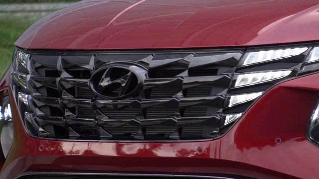 The 2024 Hyundai Tucson Facelift - Spy Shots Reveal Exciting Changes смотреть онлайн