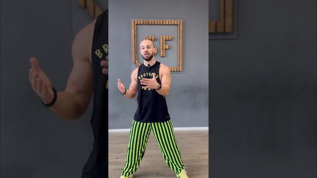 КАК НА САМОМ ДЕЛЕ УЧАТСЯ В ФИЗКУЛЬТУРНЫХ ВУЗАХ Ч.1 ? смотреть онлайн