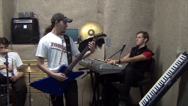 Мастер-класс от группы Absenth в School of Rock VRN на Хэллоуин смотреть онлайн
