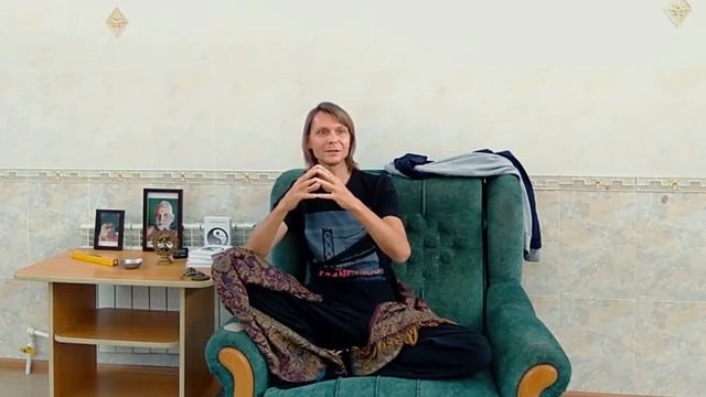 Почему нет счастья в настоящем моменте? смотреть онлайн