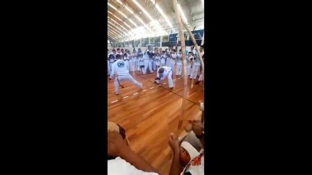 Grupo de Capoeira Redenção 5 anos 38 de Capoeira do Mestre Severo 22/04/23 смотреть онлайн