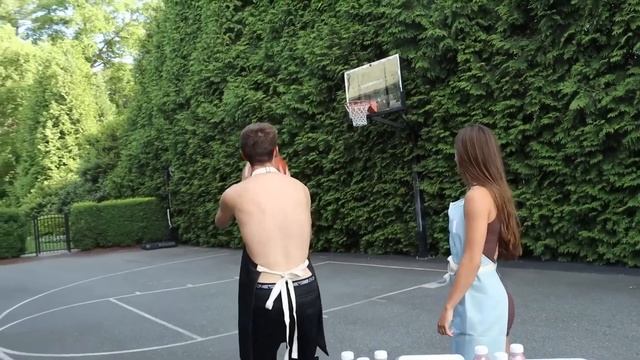 I Scored 100 Points in a Basketball Game... смотреть онлайн