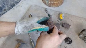 Как снять стартер и заменить  бендикс на Мазда 3 своими руками