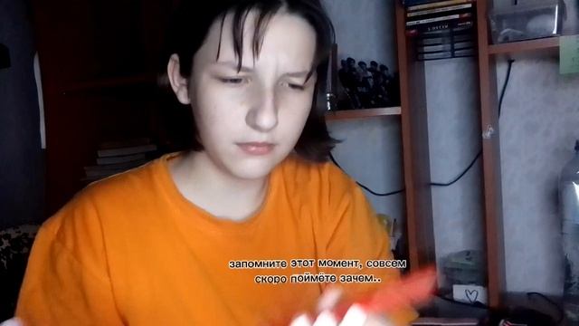 рисую картину, но НЕ РАЗЛИЧАЮ ЦВЕТА