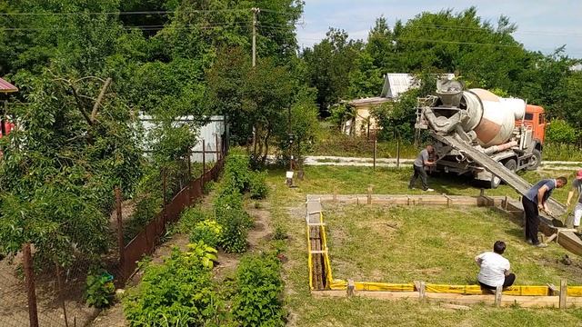 Проект "Дача" Серия 2. Заливка фундамента. смотреть онлайн