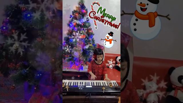 We Wish You a Merry Christmas and a Happy New Year by 5 year old смотреть онлайн