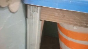 Крепим стартовый профиль к плитке без дюбелей