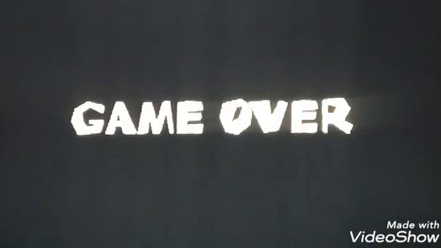 Random annoyance plays Frogger смотреть онлайн