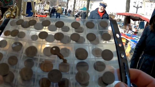 Барахолки в Берлине (FLOHMARKT). Награды. Монеты. Значки. Марки.