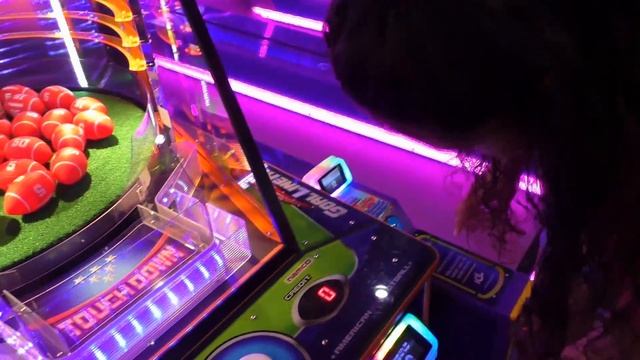 Goal Line Rush Jackpot! - Arcade Ticket Game смотреть онлайн