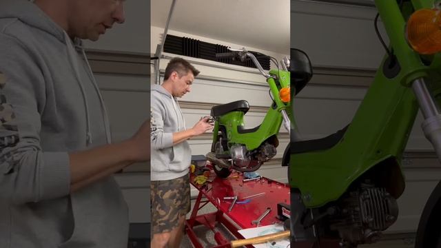 Honda Chaly first / cold start after head rebuild ホンダシャリィの修復作業 смотреть онлайн