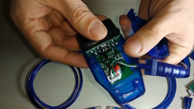 В чем разница кабелей VAG COM KKL 409 на чипе CH340 от VAG COM KKL 409 на чипе FTDI. Часть 1. смотреть онлайн