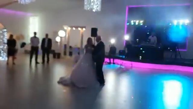 Свадебный танец с любимой дочерью. смотреть онлайн