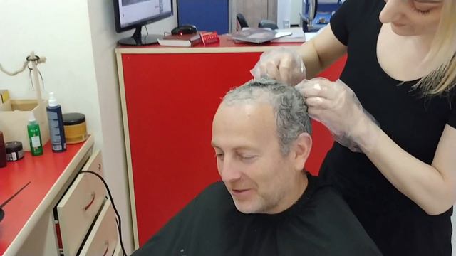 Девушки покрасили Лапшина! смотреть онлайн