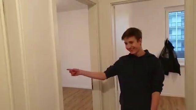 Берлин, выбор внуками спален в новой квартире семьи Славика. смотреть онлайн