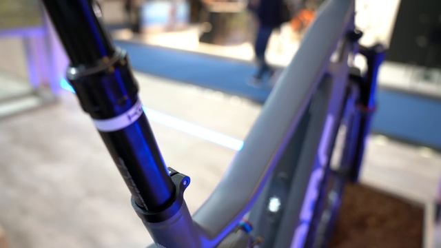 the best e-MOUNTAINBIKES for 2018/2019 in DETAIL from the EUROBIKE [4K] смотреть онлайн
